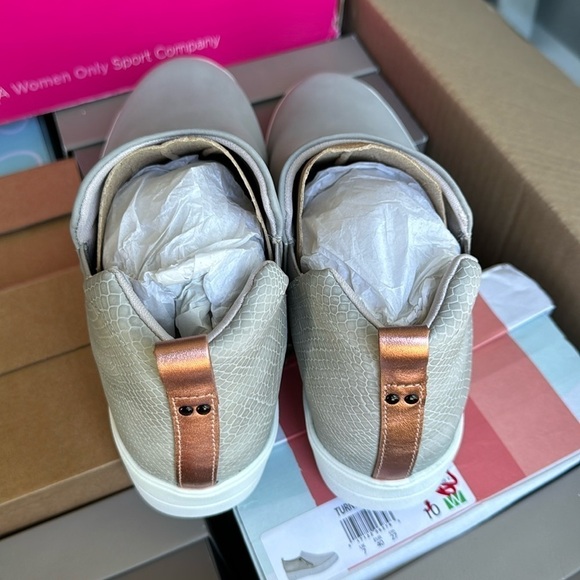 Ryka Vera Wedge Boot - Picture 7 of 7